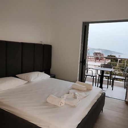 Petros Rooms Himara Kültér fotó