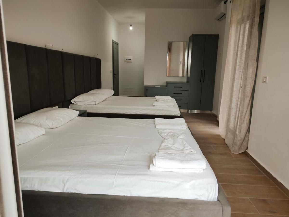 Petros Rooms Himara Kültér fotó