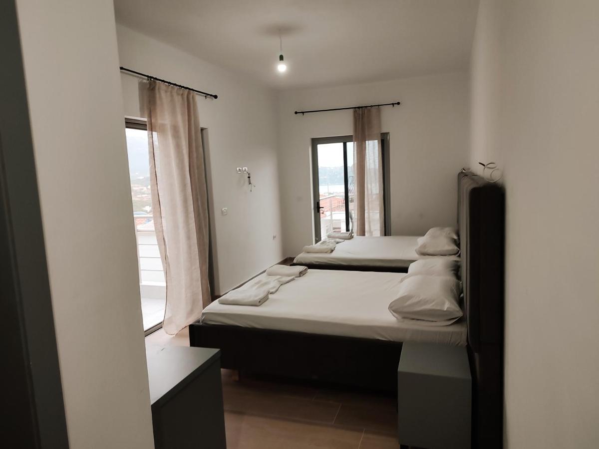 Petros Rooms Himara Kültér fotó